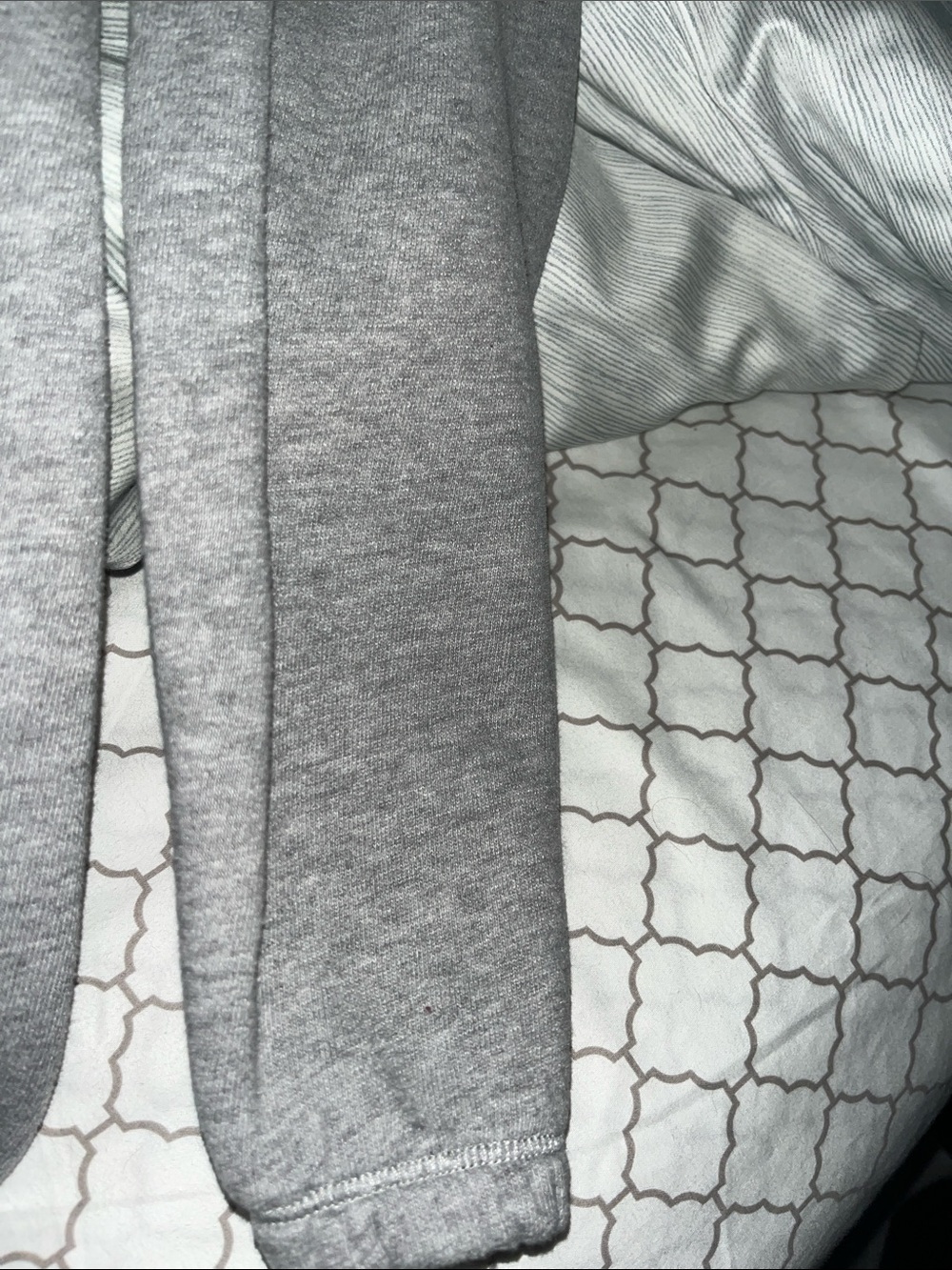 Hollister Girls' Heather Gray Sweatpants with Drawstring - Picture 3 of 6